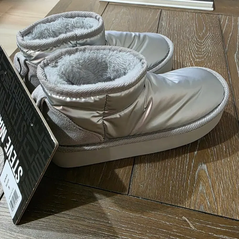 Steve Madden Silver Metallic Puffer Boot, Women's Size 5/6, NWT